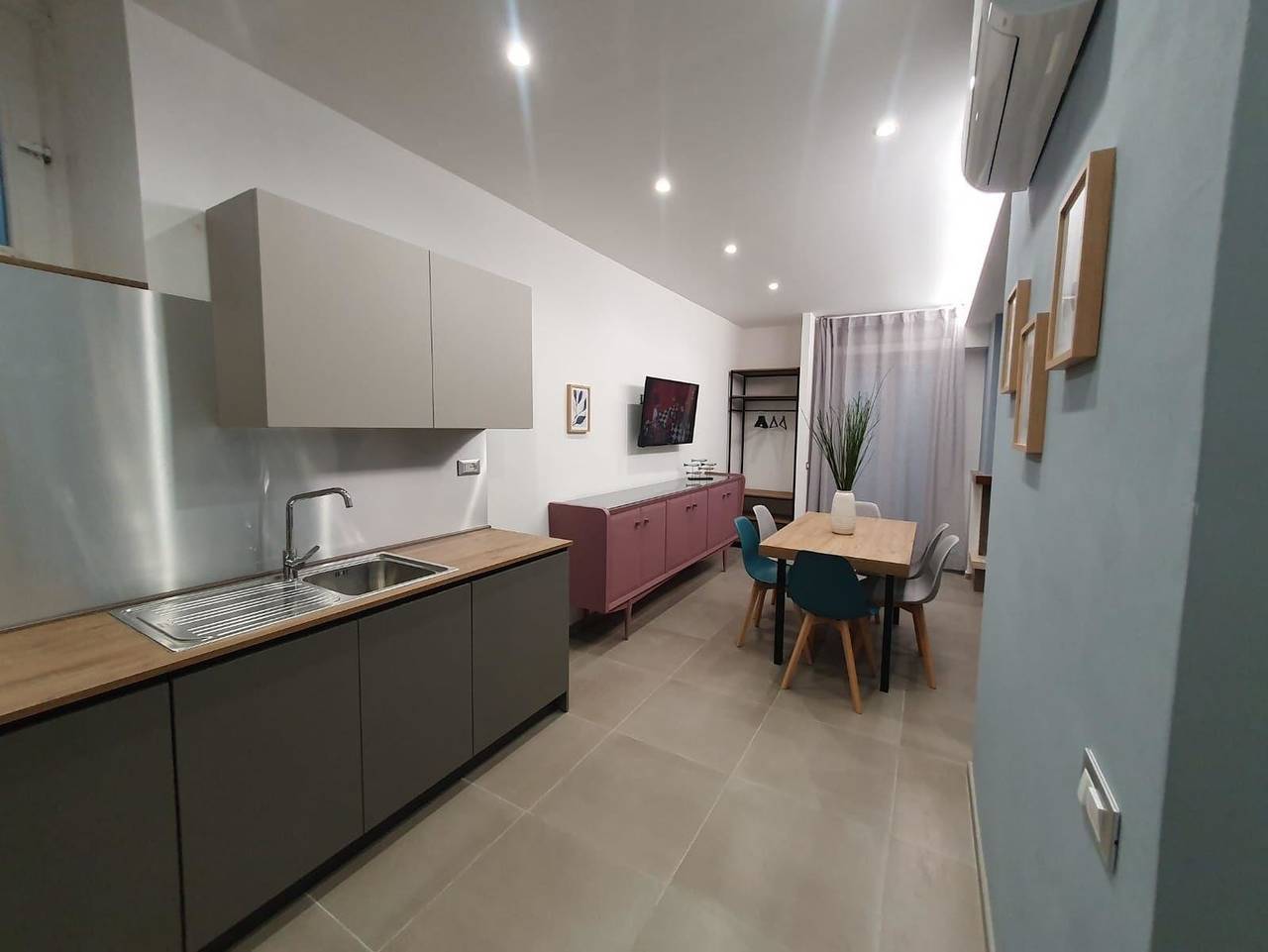 Appartement de vacances entier, Playa degli Angeli Libeccio in Gabicce Mare, Pesaro-Urbino