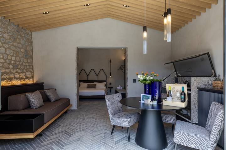 Appartamento intero, Appartamento 'Suite Mezzatorre' con piscina condivisa, Wi-Fi e aria condizionata in San Gimignano, Siena e dintorni