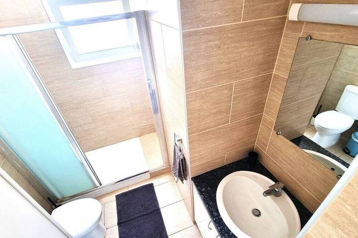 Apartamento entero, Ihsan Ali 2 - Dream Escape Apt 1 - 6 min walk to Kastella Beach in Lárnaca, Distrito de Larnaca