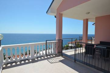 Vakantieappartement voor 3 Personen in Cipressa, Ligurische Alpen, Afbeelding 2