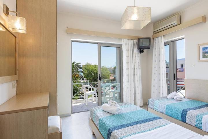 Gîte pour 5 personnes, avec Balcon et Vue dans Georgioupoli - 3
