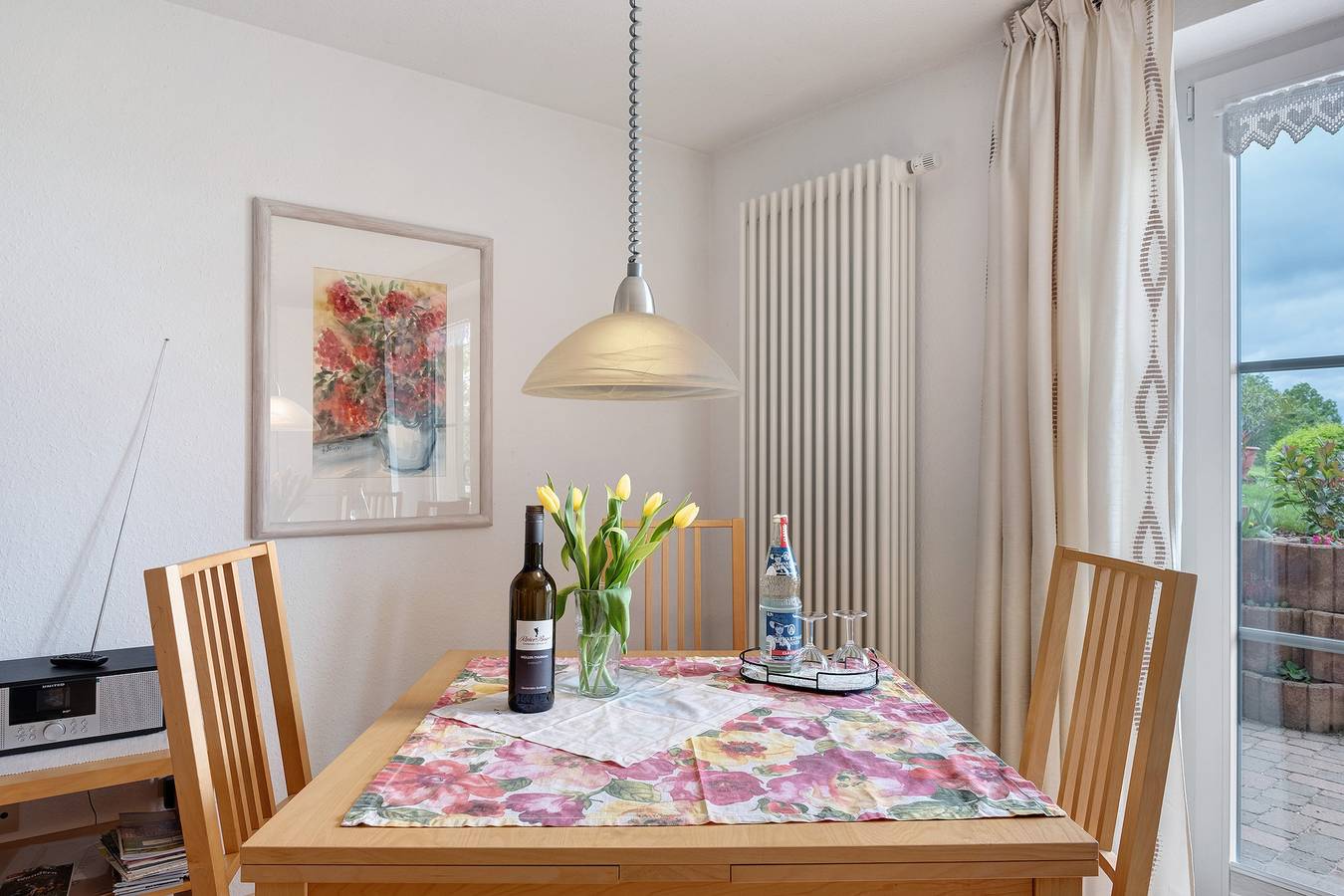 Ganze Wohnung, Ferienwohnung 'Gartenblick' mit Bergblick, privater Terrasse und Wi-Fi in Stegen, Südschwarzwald
