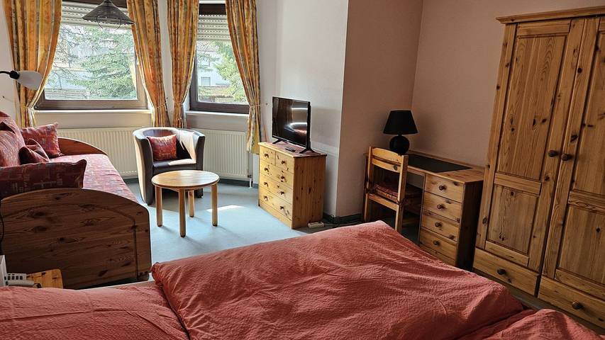 Room for 3 people, with terrace - 1