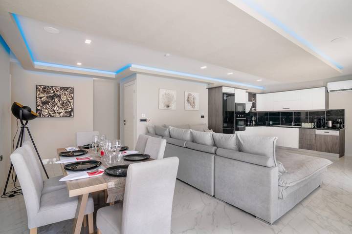 Villa für 6 Personen mit Garten in Katastari, Alykes