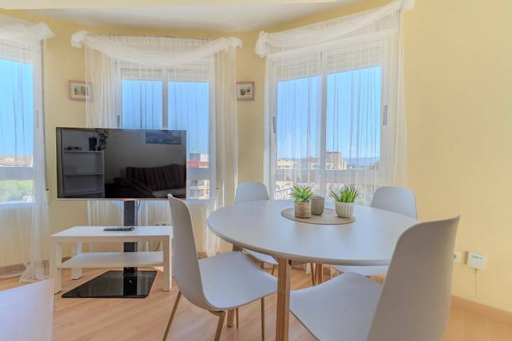 Apartamento de vacaciones para 11 personas, con vistas y terraza - 1