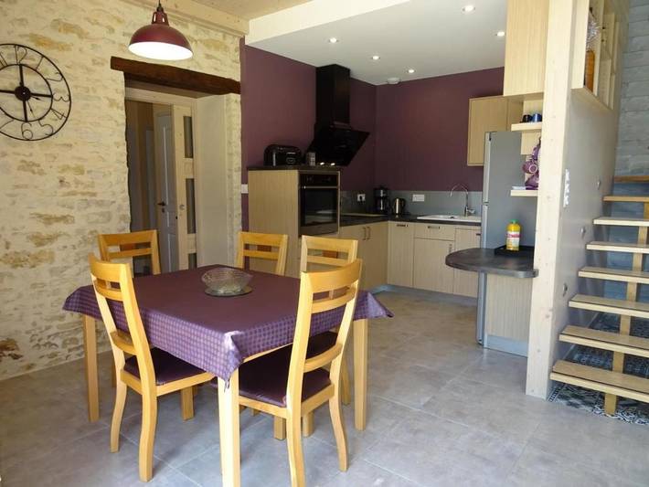 Location de vacances pour 6 personnes, avec Balcon ainsi que Terrasse et Jardin à Bourneau - 2