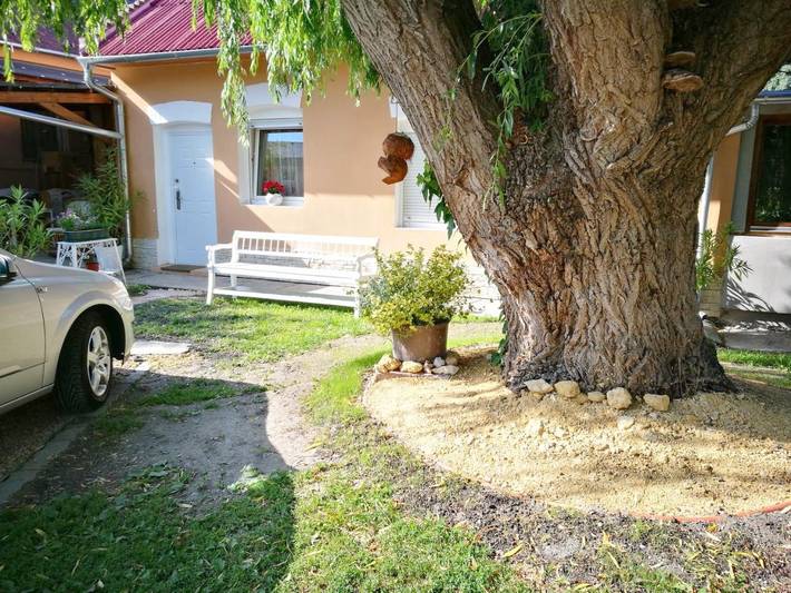 Gästehaus für 2 Personen, mit Garten und Ausblick in Ungarn