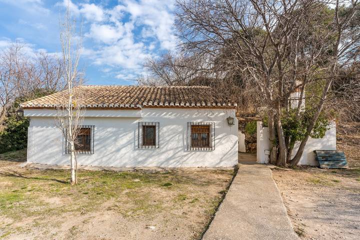 Casa rural para 4 personas, con Jardín