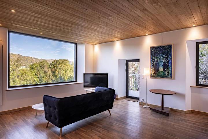 Maison de campagne pour 6 personnes, avec vue et jardin, animaux acceptés dans Raulhac - 3