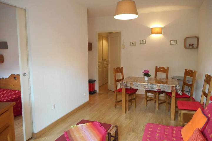 Entire apartment, T3 apartment in quiet residence, in Ax les Thermes in Ax-les-Thermes, French Pyrenees