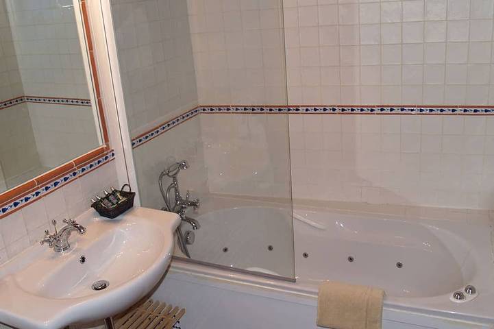 Apartamento entero, Apartamento tipo duplex con 1 dormitorio in Manjirón, Puentes Viejas