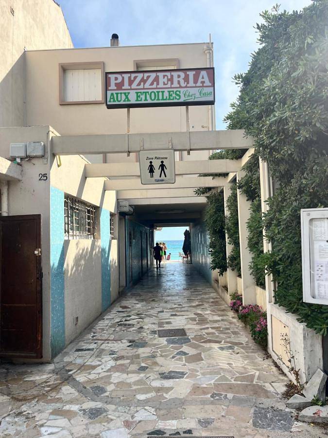 Gîte pour 4 personnes, avec jardin et terrasse dans Office De Tourisme De Saint Cyr Sur Mer - 4