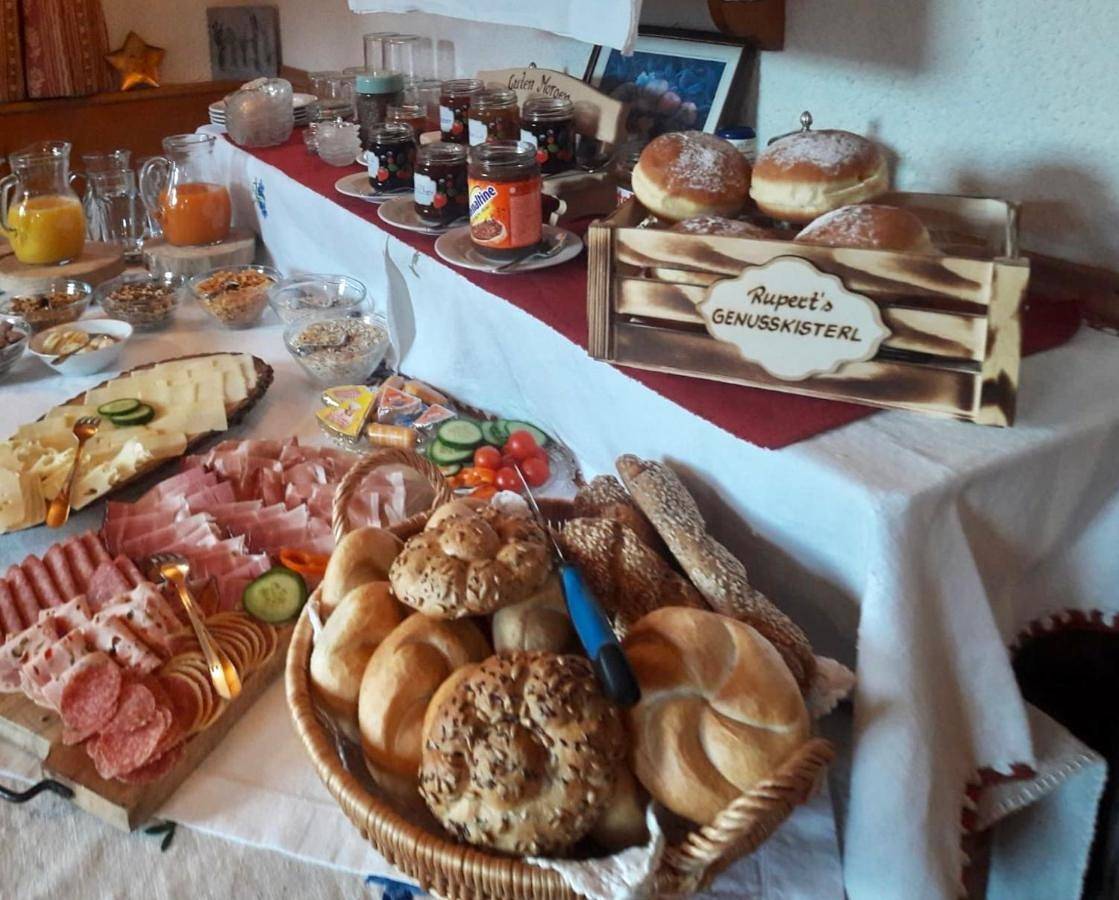 Double Room with Balcony in Heiligenblut, Bezirk Spittal an der Drau
