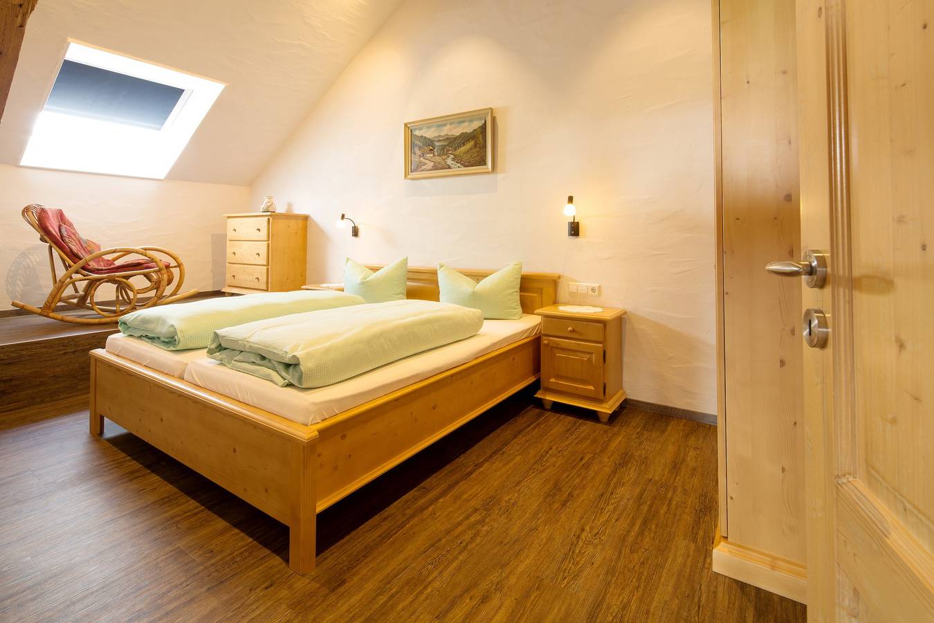 Ganze Wohnung, Ferienwohnung 'Dubeschlag' mit Bergblick, Gemeinschaftsgarten und Wi-Fi in Suedlicher Schwarzwald, St. Märgen