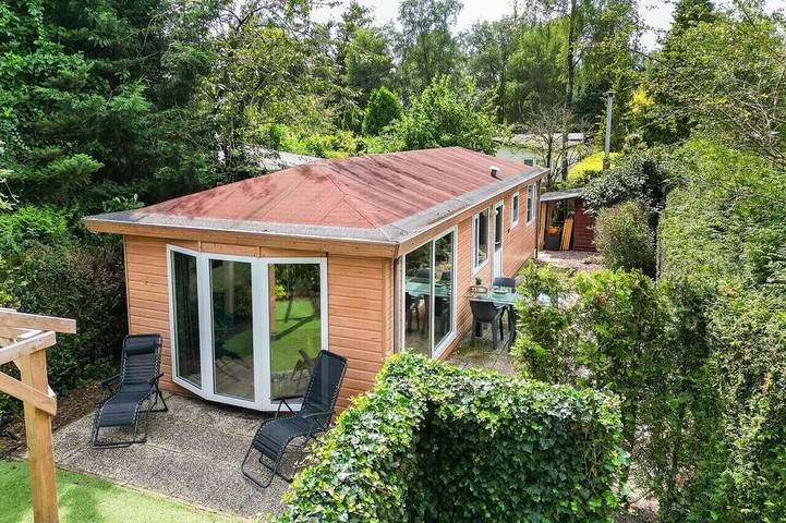 Natuurhuisje voor 6 personen, with sauna and tuin as well as balkon in Voorthuizen