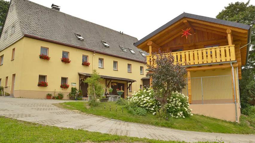Ferienwohnung für 6 Personen, mit Balkon und Garten im Erzgebirge - 4