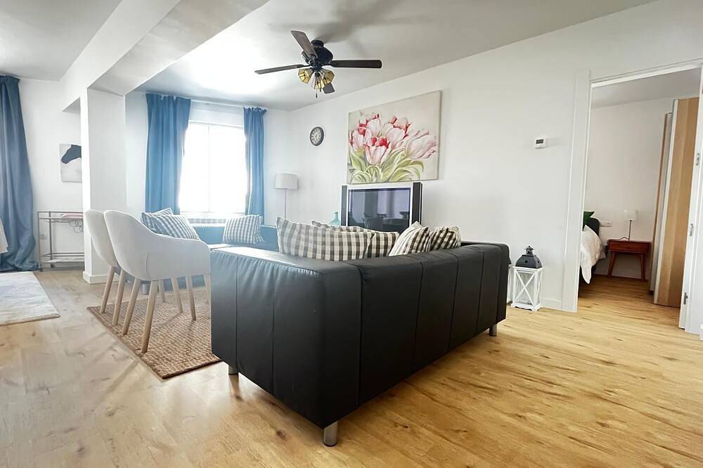 Entire apartment, Our apartment has been prepared to offer you an unforgettable stay. in Zamora, Zamora Province