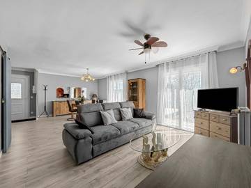 Gîte pour 6 personnes, avec vue et terrasse à Lodève