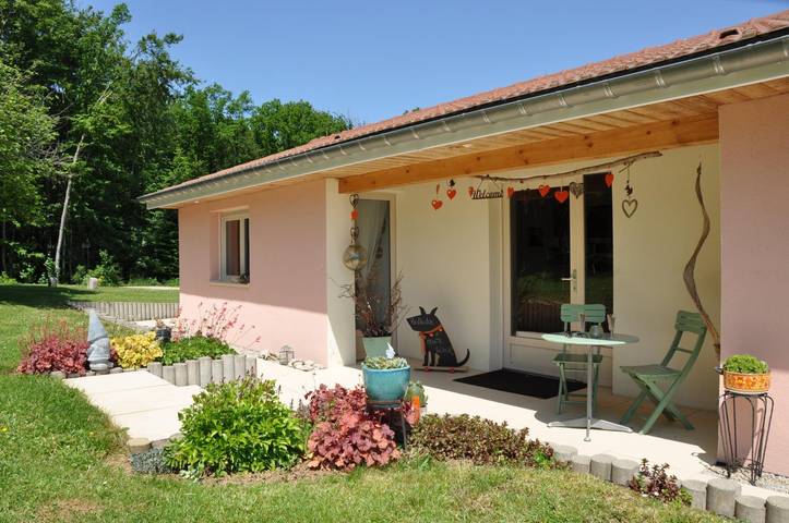 La Villa des Roses in Villars-lès-Blamont, Französischer Jura
