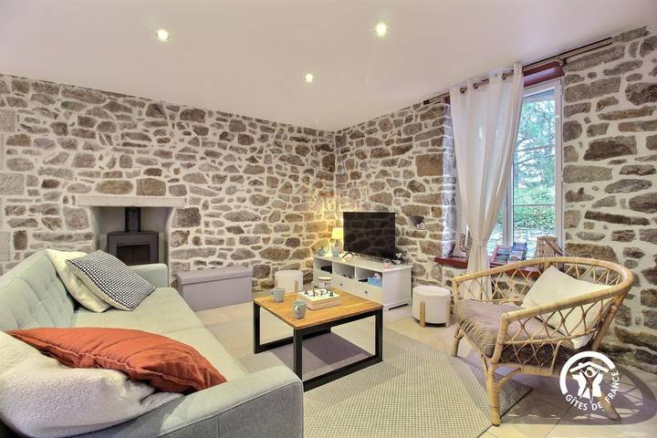 Gîte pour 5 personnes, avec jardin et terrasse à Belz