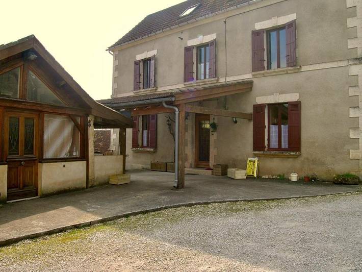 Cottage pour 2 personnes, avec terrasse et jardin à Tursac