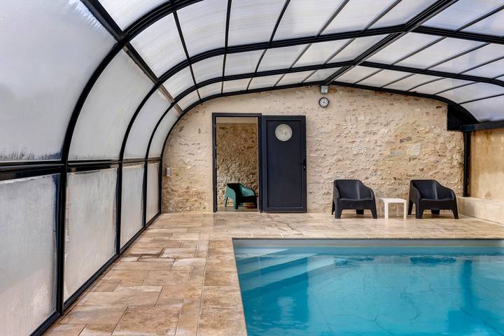 Domaine de Trevety: Private Garden, Balcony & Wi-Fi, Ideal for Families & Groups in Châtillon-sur-Cher, Romorantin-Lanthenay region