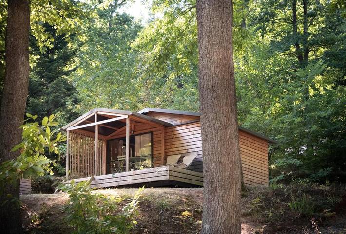 Camping pour 5 personnes, avec Terrasse et Piscine