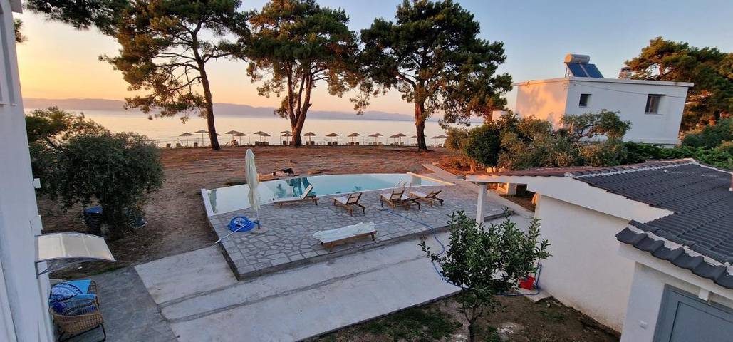 Ferienhaus für 14 Personen, mit Balkon und Terrasse sowie Garten und Pool auf Thassos - 2