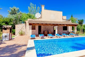 Chalet in Pollença, Serra de Tramuntana für 6 