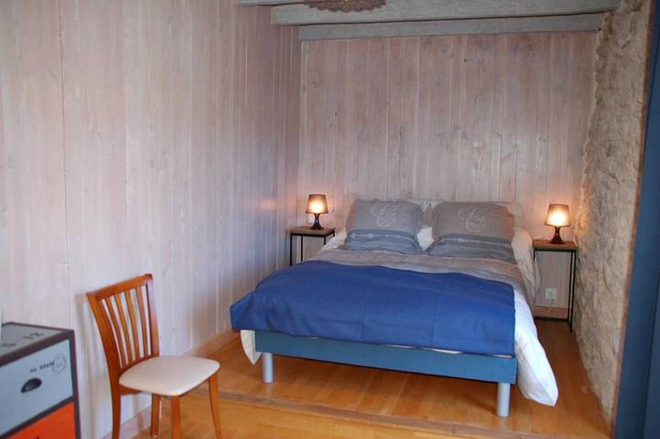 Gîte pour 5 personnes, avec terrasse, animaux acceptés dans Fontrieu - 3