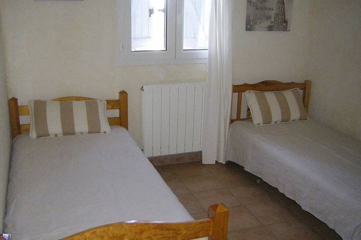 Location de vacances pour 6 personnes, avec jardin et terrasse à Corbara - 2