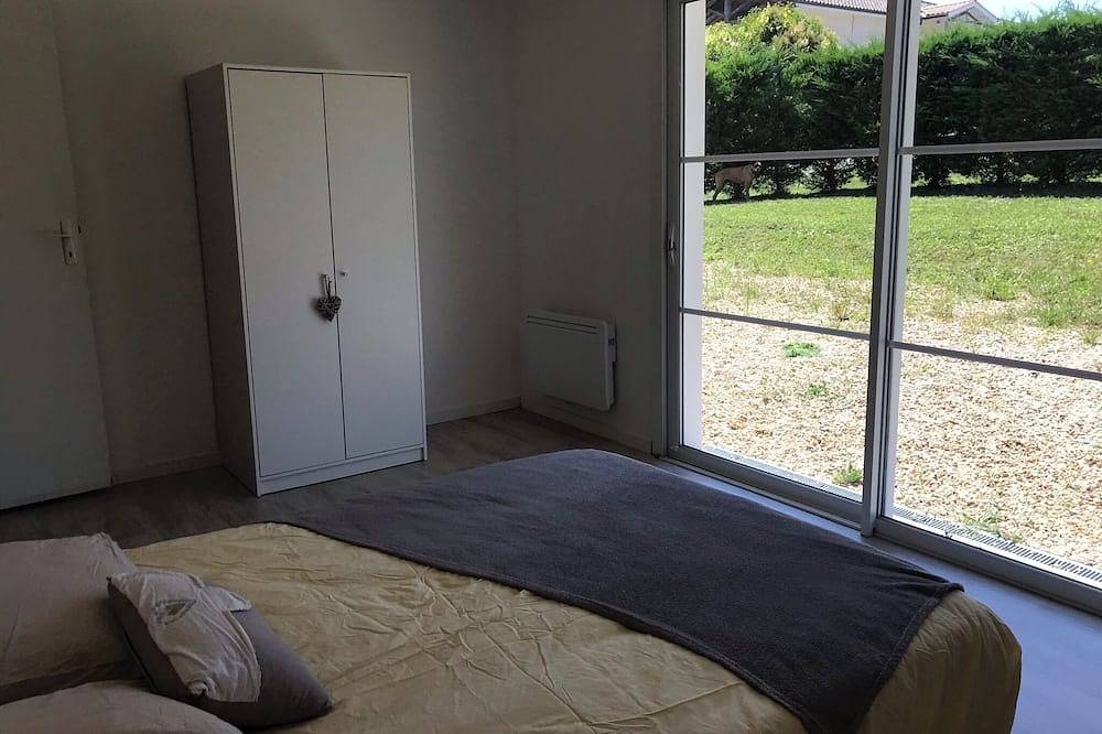 Gite in the heart of nature in Saint-Aubin-de-Branne, Región de Libourne
