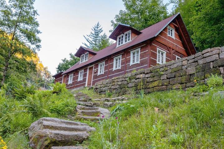 Ferienwohnung für 8 Personen, mit Ausblick und Garten sowie Sauna, mit Haustier