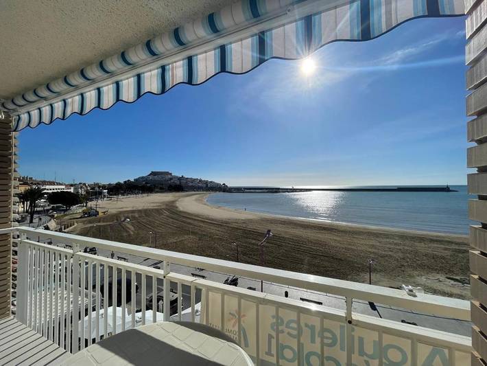 Appartement de vacances pour 4 personnes, avec piscine ainsi que terrasse et vue