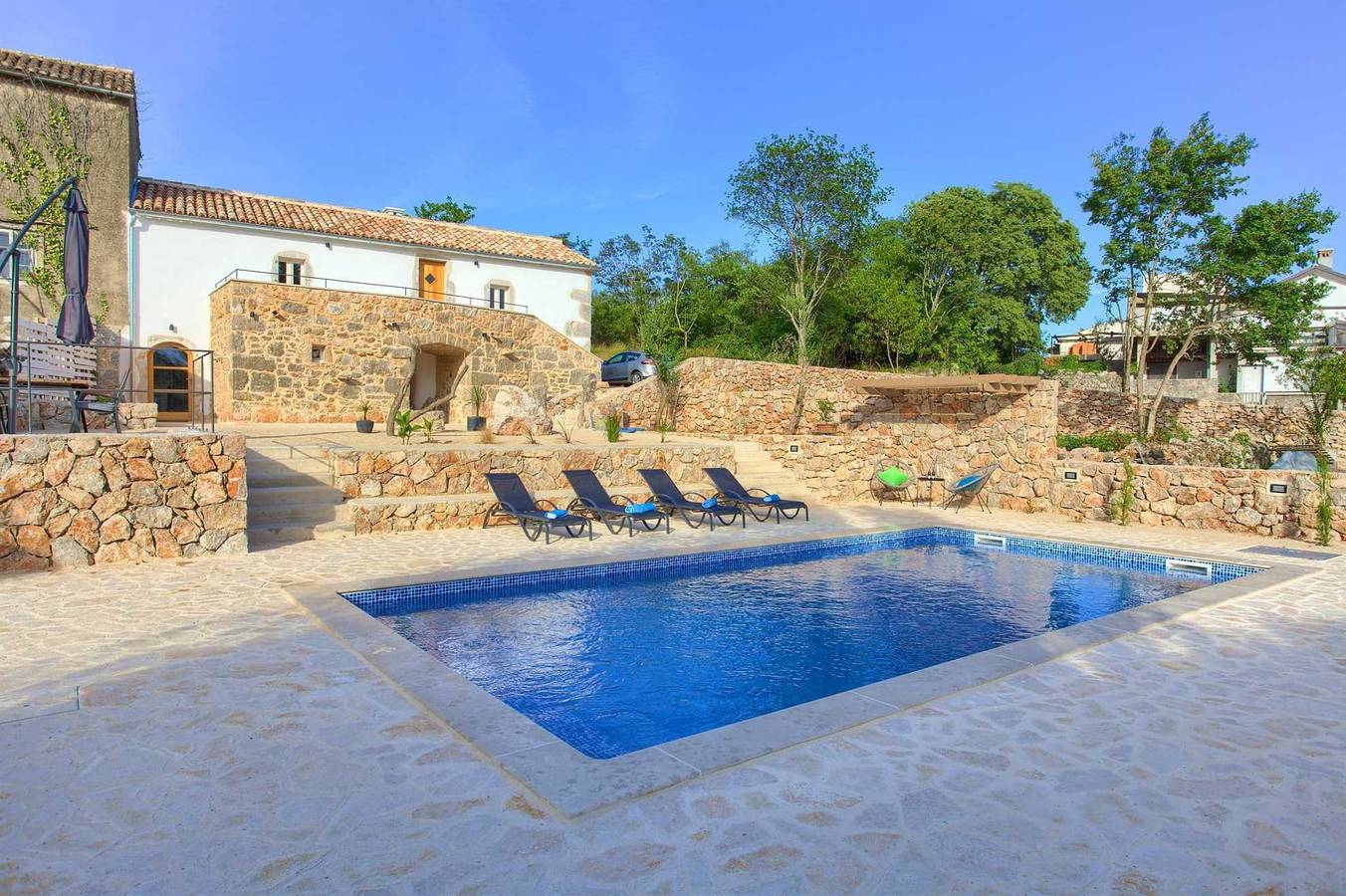 Hermosa Villa Mayo con piscina in Dobrinj, Krk (isla)