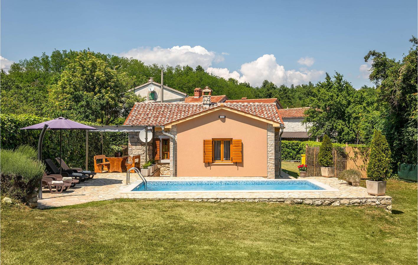 Ferienhaus für 4 Personen mit Terrasse in Vinez, Ostküste Istrien