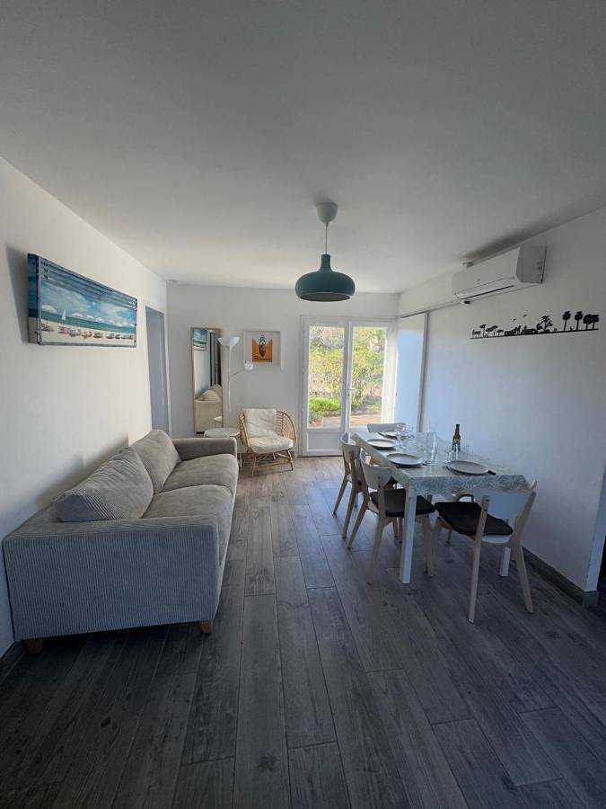 Appartement entier, Le Club des Cigales in La Capte, Hyeres