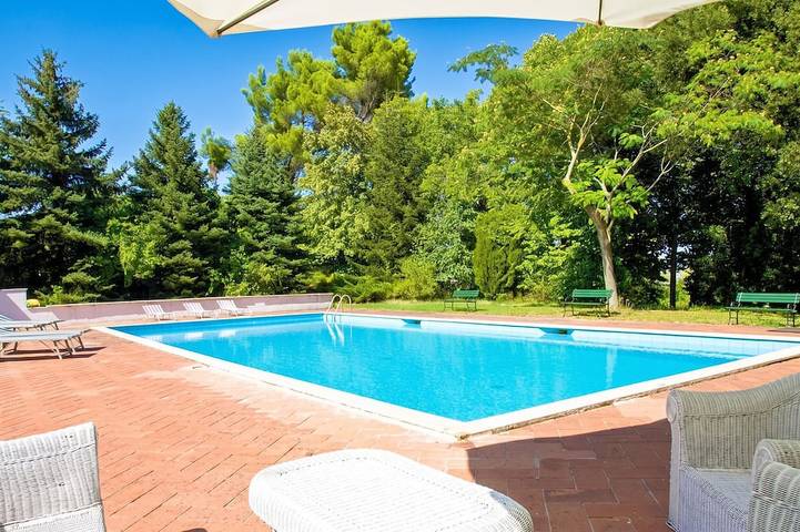 Appartement de vacances pour 5 personnes, avec terrasse et piscine, animaux acceptés - 1