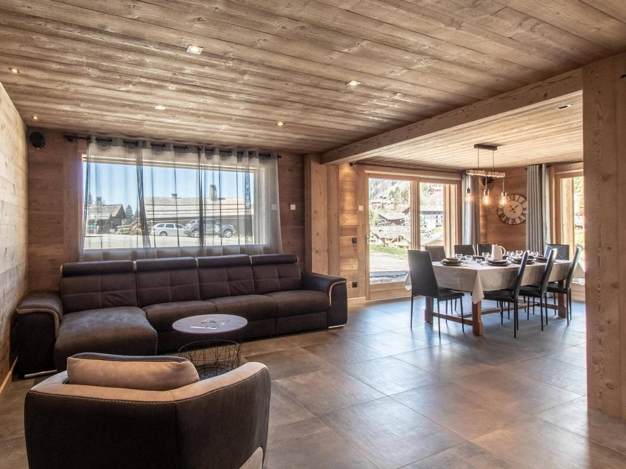 Apartamento entero, Chalet cómodo a pie de pistas, sauna y spa in Chinaillon, Le Grand-Bornand