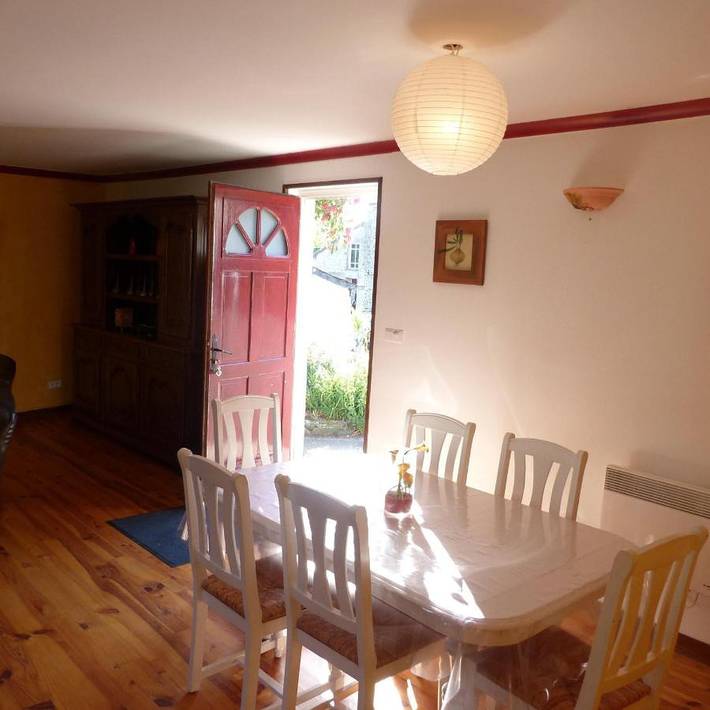 Location de vacances pour 6 personnes, avec jardin et piscine à La Boussac - 4