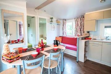 Mobil home pour 6 personnes à Sévérac-le-Château