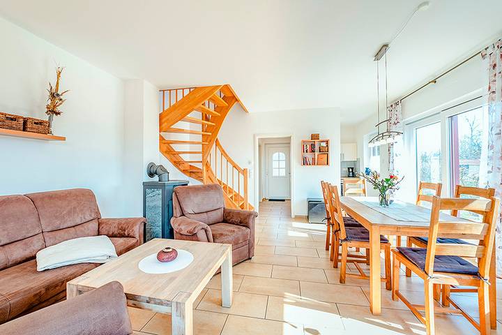 Ferienhaus für 6 Personen, mit Sauna und Garten sowie Terrasse, mit Haustier in Neuenkirchen (Rügen) - 4