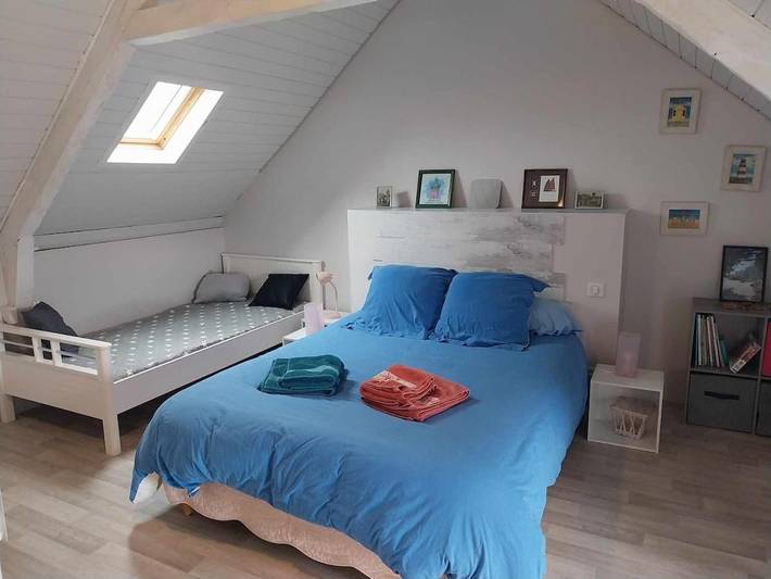 Location de vacances pour 3 personnes, avec jardin à Les Champs-Géraux - 3