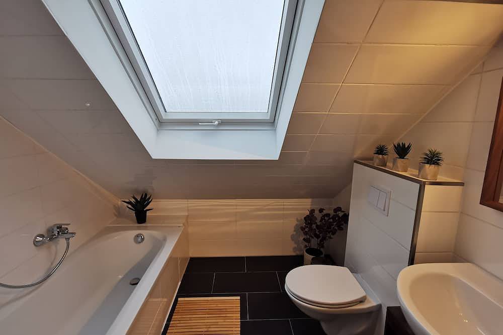 Ganze Wohnung, Moderne Ferienwohnung in Iserlohn für bis zu 4 Personen in Iserlohn, Märkischer Kreis