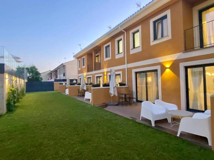 Casa de vacaciones para 12 personas, con vistas además de jardín y piscina en Comarca de Ciudad Rodrigo - 4