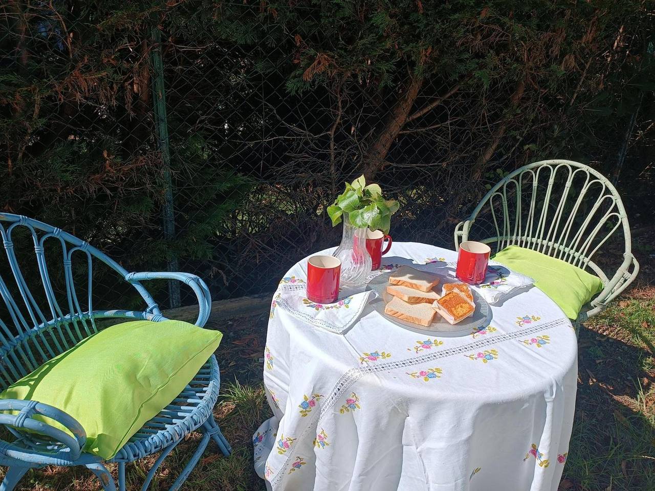 Ganze Wohnung, Apartment 'Villa Peral' mit privater Terrasse und Garten in Liencres in Piélagos, Kantabrische Küste