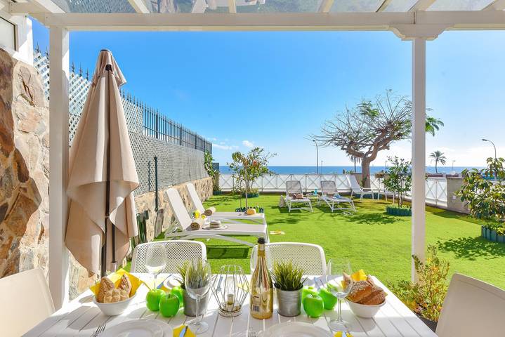 Ferienhaus mit Meerblick für 6 Personen, mit Meerblick und Terrasse sowie Pool und Garten in Playa del Inglés