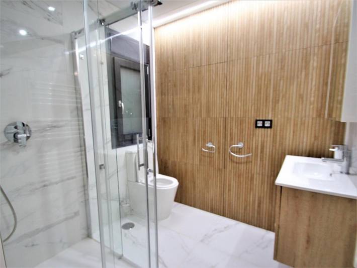 Casa rural para 6 personas, con jardín además de vistas y piscina en Torrevieja - 4