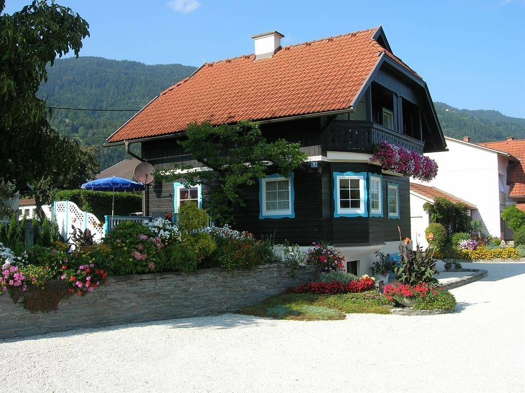 Ganze Ferienwohnung, Haus 1 Wohnung "Nußbaum" in Bodensdorf, Gerlitzen