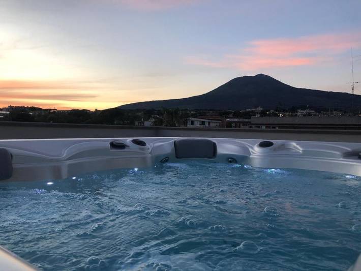 Gîte pour 4 personnes, avec jardin et sauna ainsi que piscine et jacuzzi à Torre del Greco - 3
